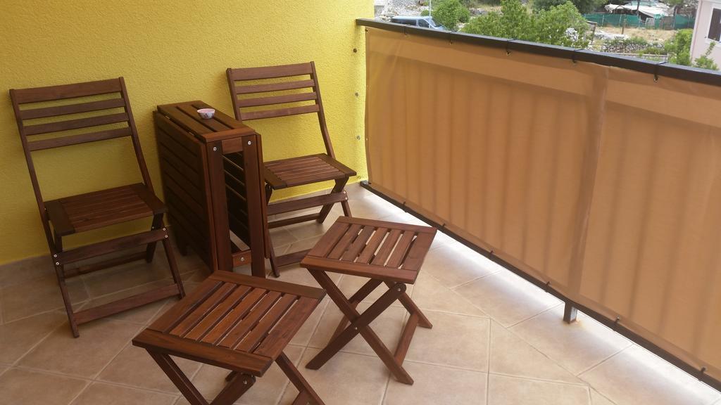 Apartment Diminic Melin Крес Екстериор снимка